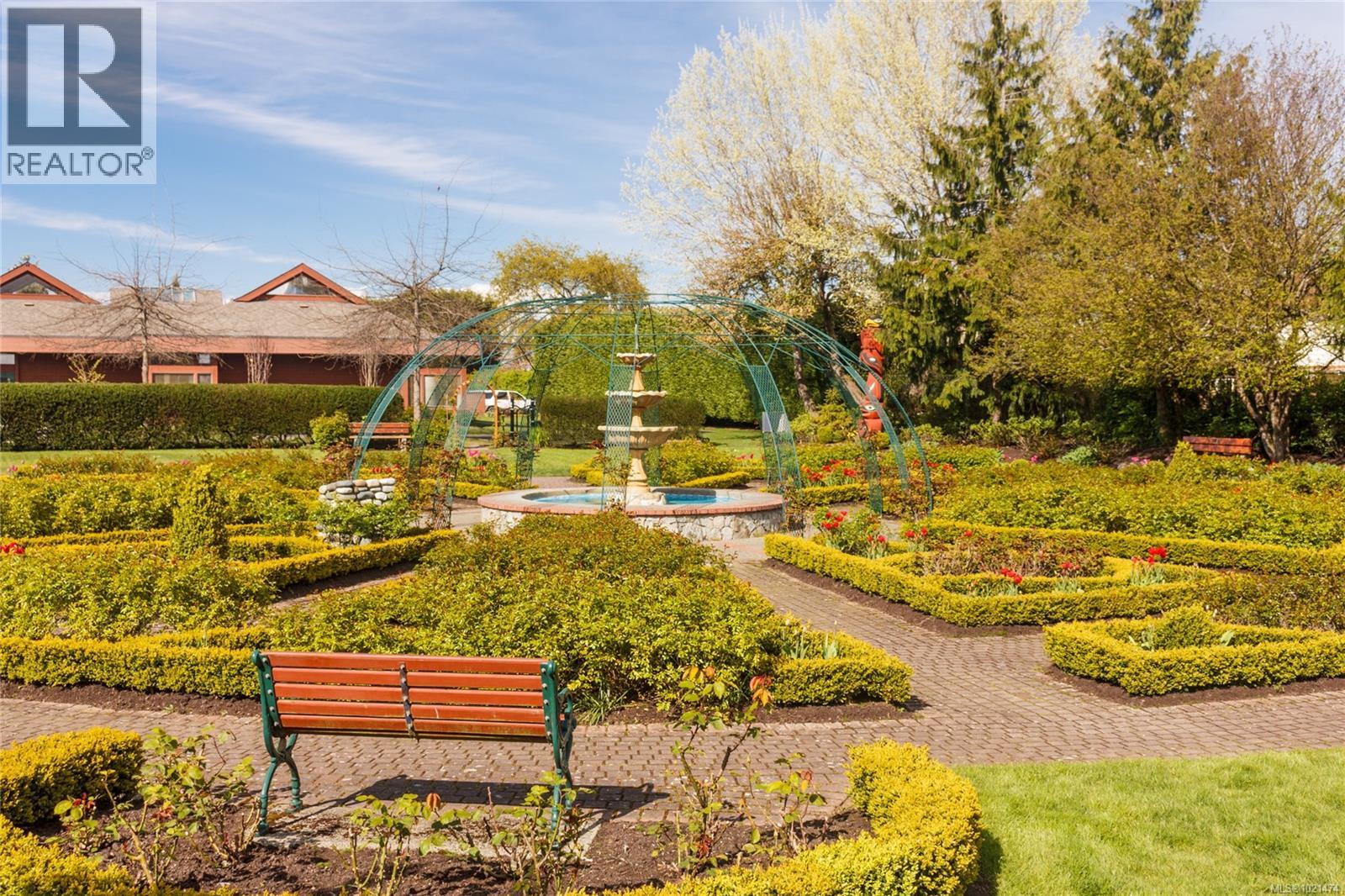 2365 Lovell Ave, Sidney