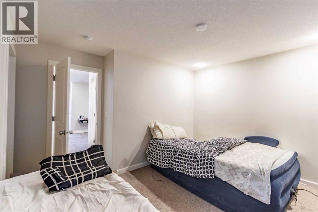 Single Family House for Sale in  Savanna Link NE Saddle Ridge Calgary 