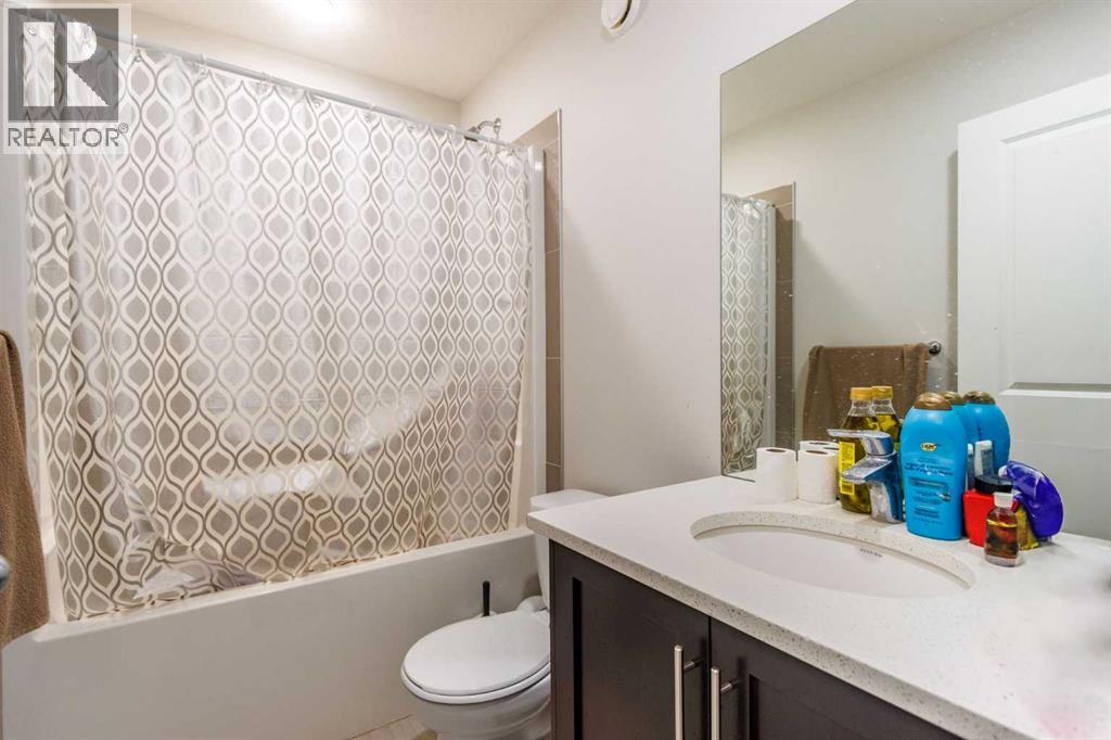 Single Family House for Sale in  Savanna Link NE Saddle Ridge Calgary 