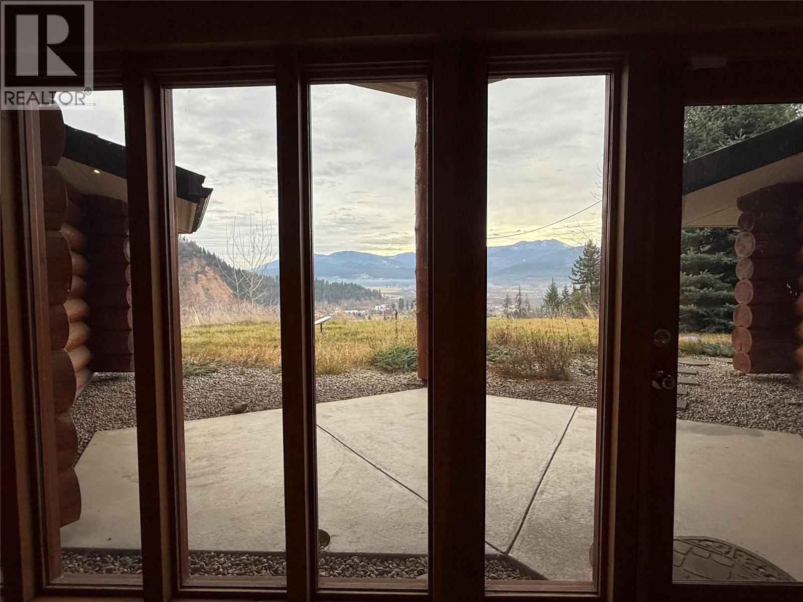  2680 CEDAR RIDGE Street, Lumby