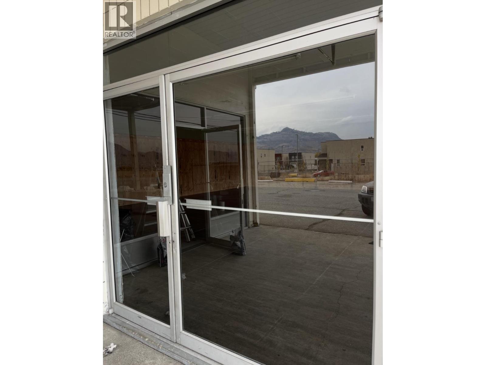  7214 97th Street, Osoyoos