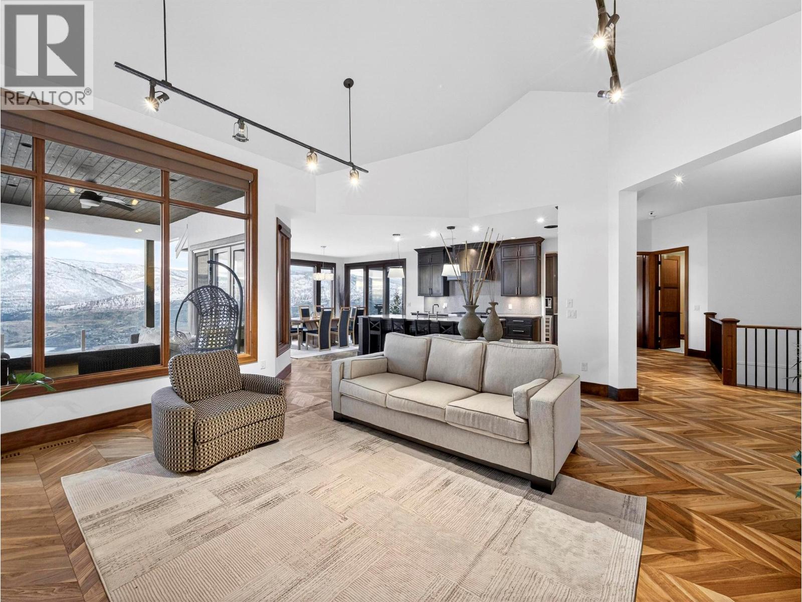  132 Sky Court, Kelowna