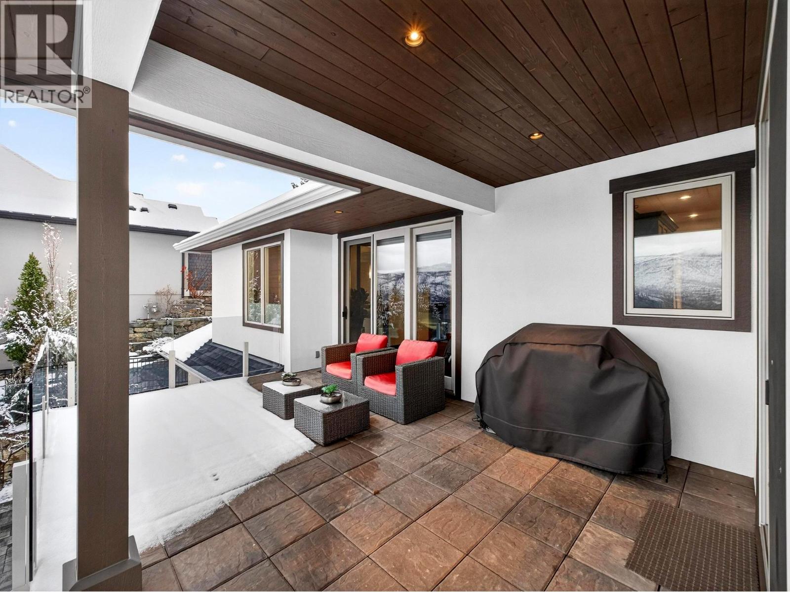  132 Sky Court, Kelowna