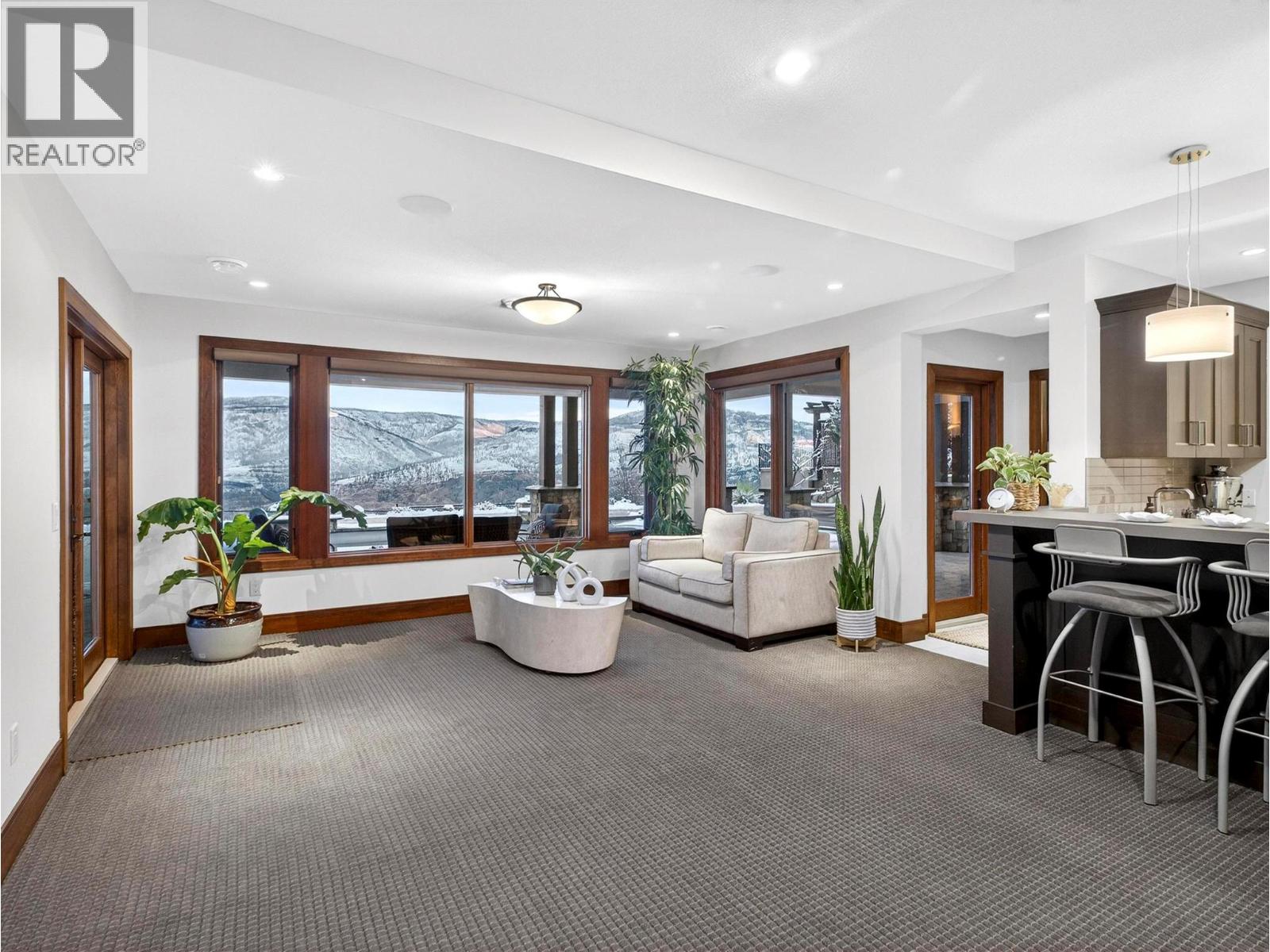  132 Sky Court, Kelowna