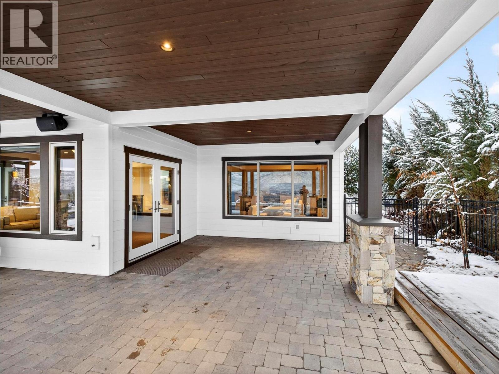  132 Sky Court, Kelowna