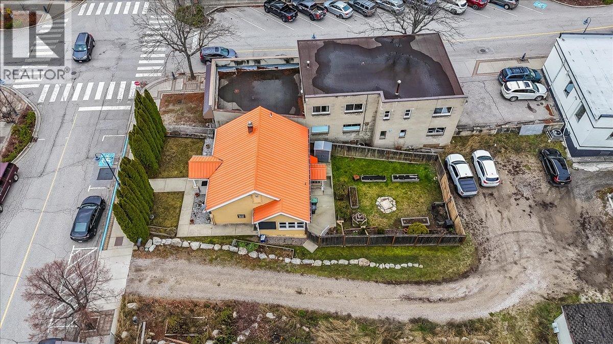  214 11th Avenue, Castlegar