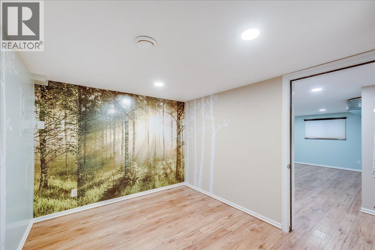  214 11th Avenue, Castlegar