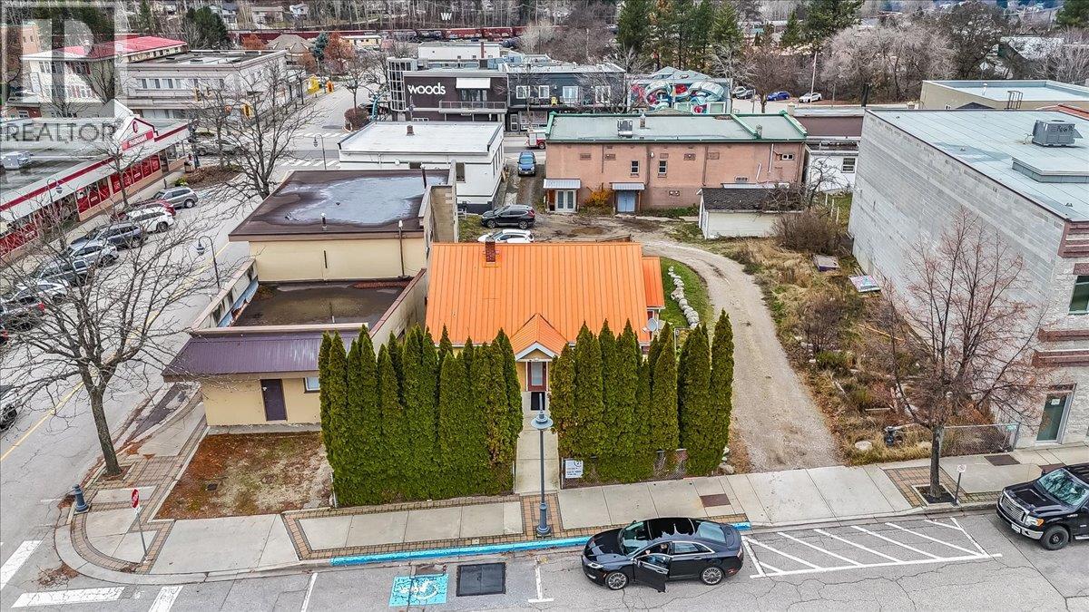  214 11th Avenue, Castlegar