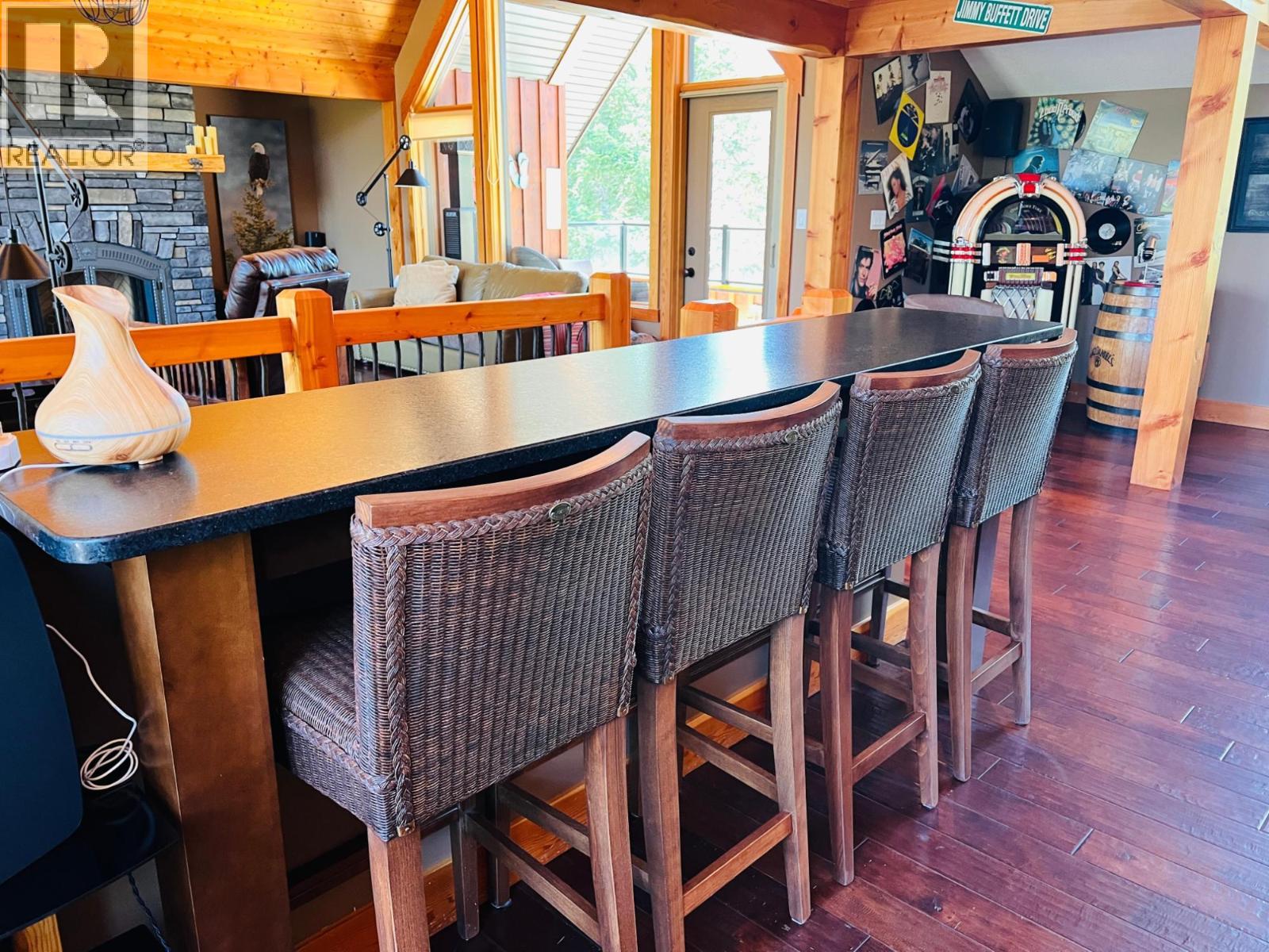 2557 LEDGEROCK Ridge, Invermere