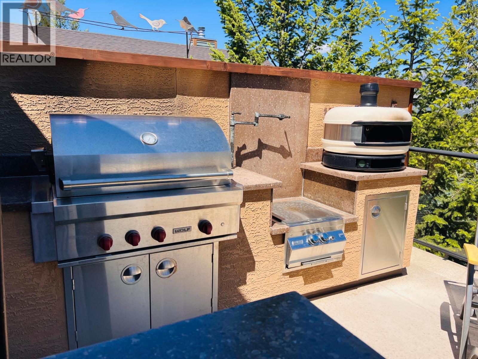 2557 LEDGEROCK Ridge, Invermere