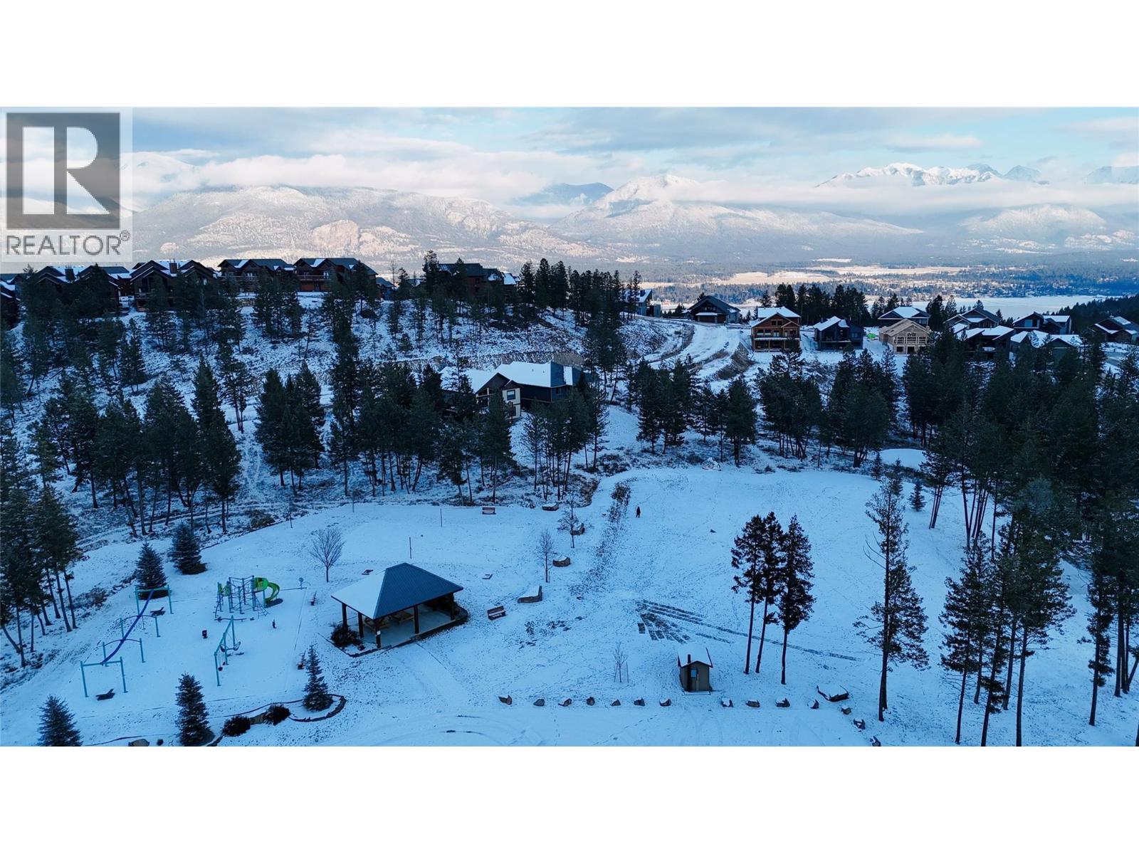 2557 LEDGEROCK Ridge, Invermere