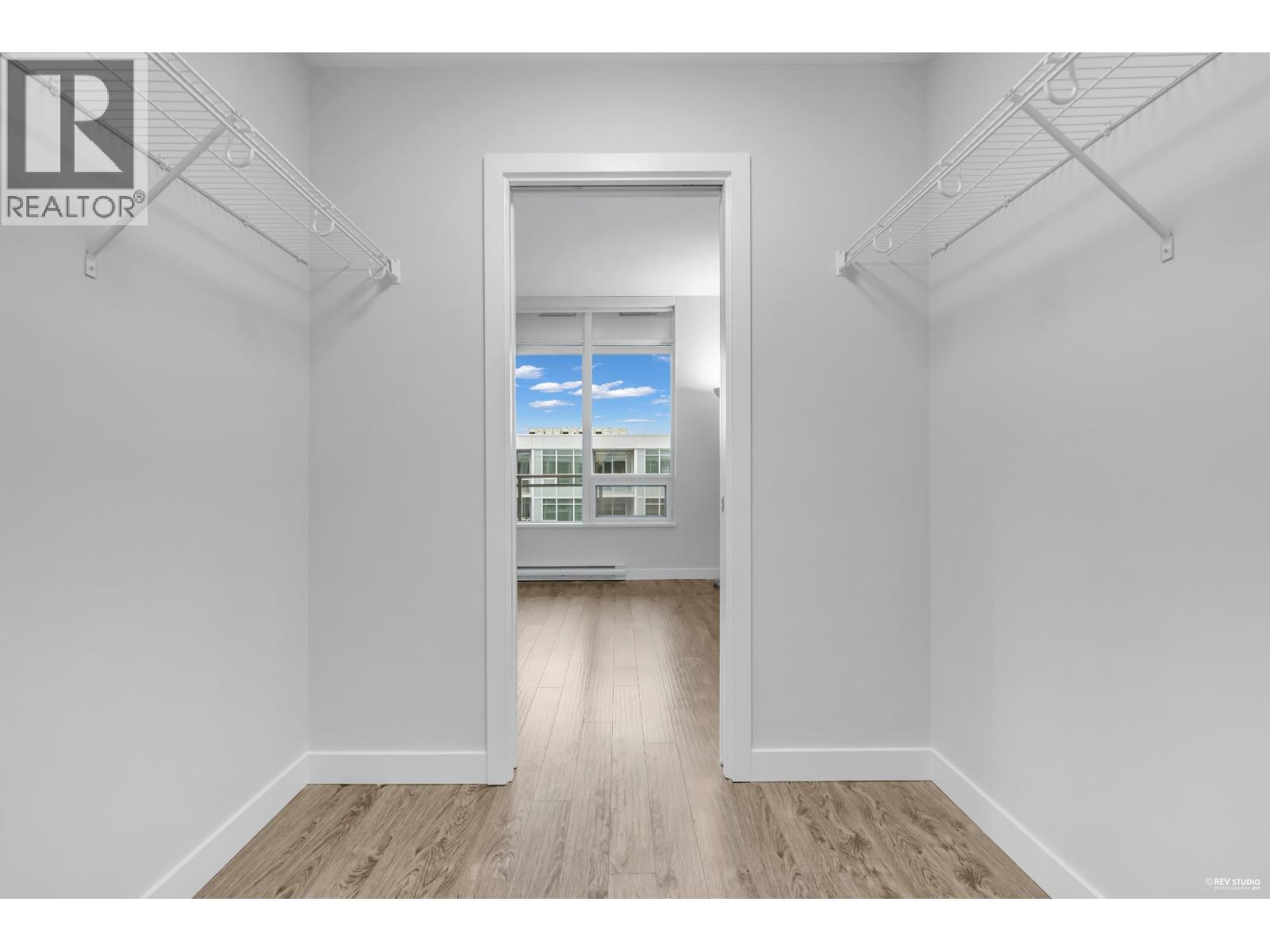 #1813-6188 NO. 3 Road, Richmond