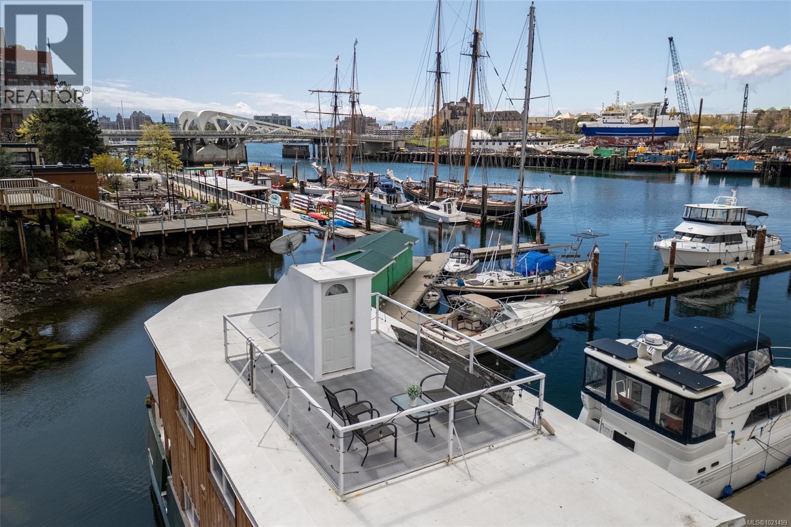 14 1810B Store St, Victoria