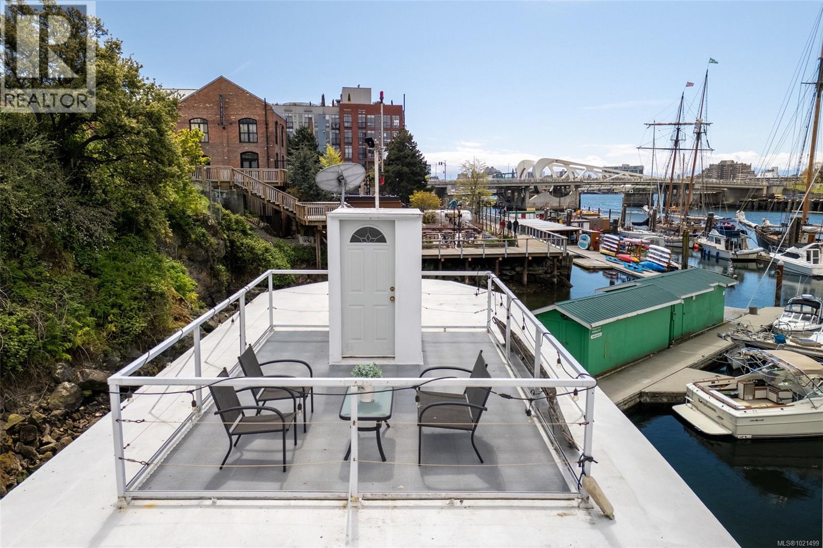 14 1810B Store St, Victoria