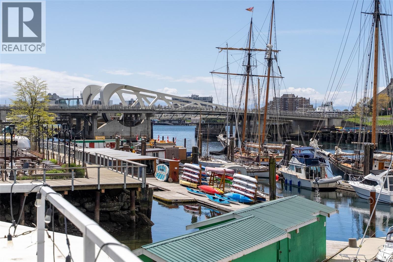 14 1810B Store St, Victoria