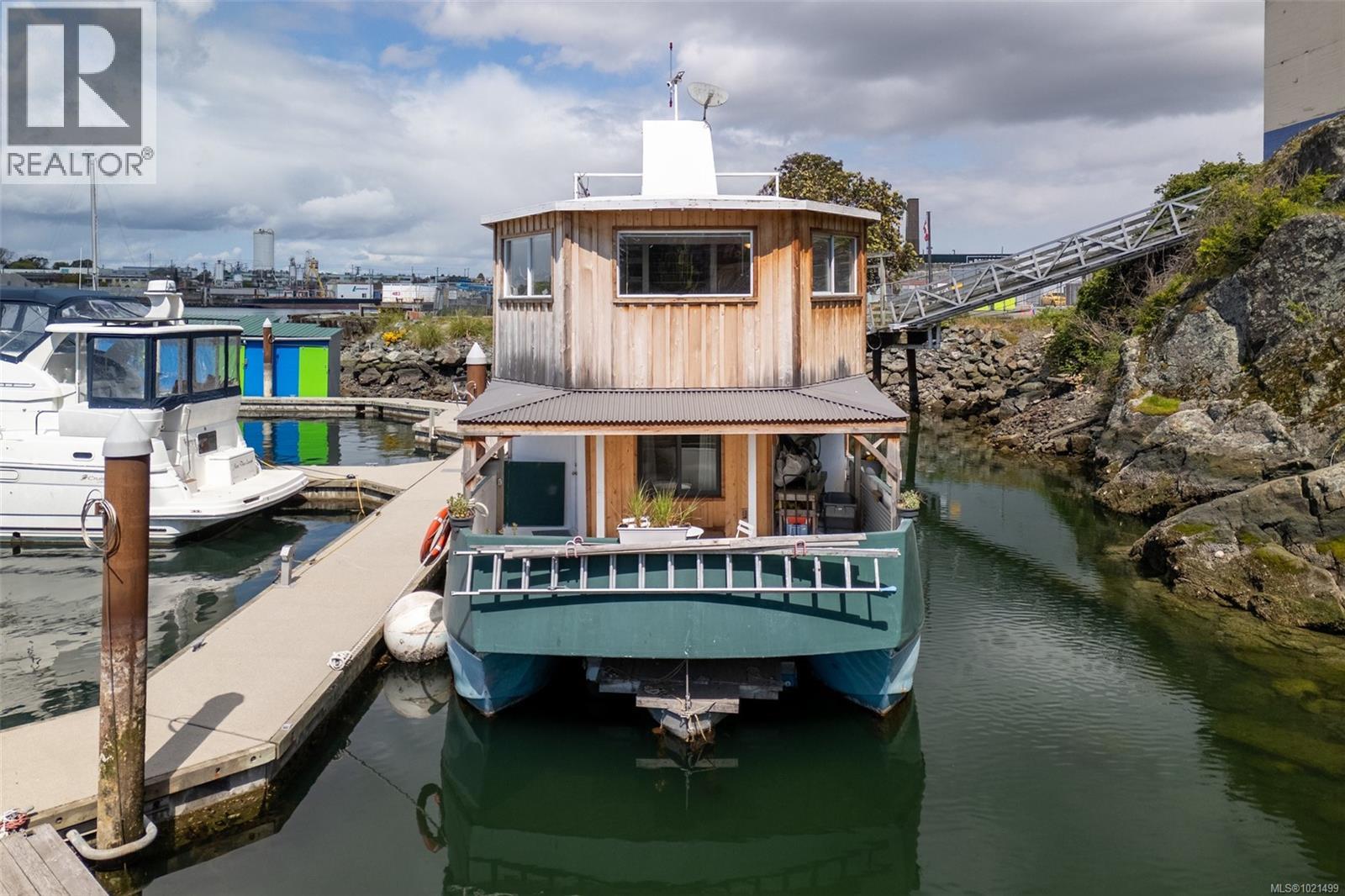 14 1810B Store St, Victoria