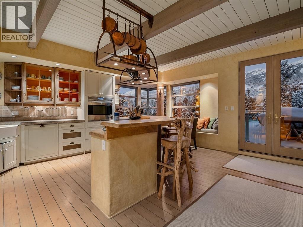 3359 OSPREY PLACE, Whistler