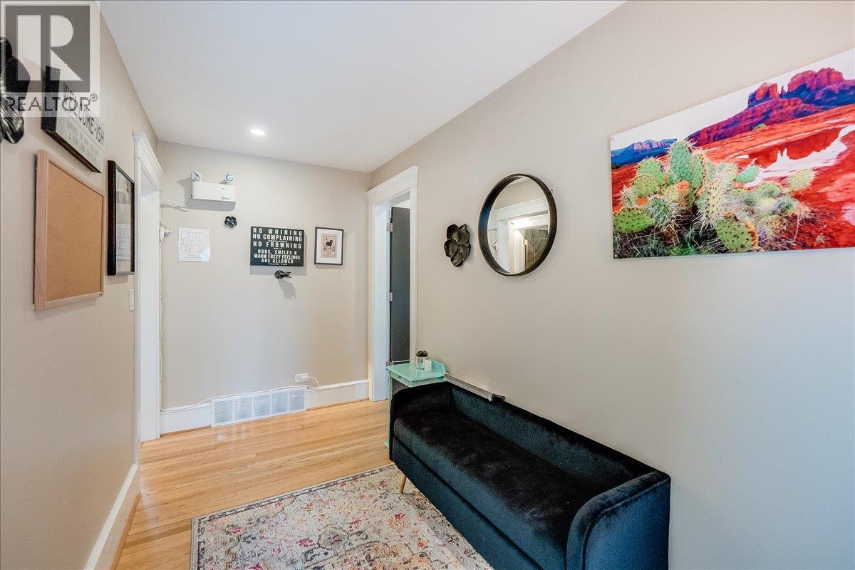 214 11th Avenue, Castlegar