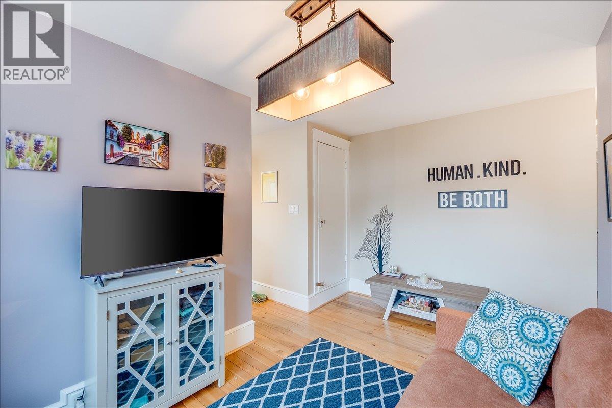 214 11th Avenue, Castlegar