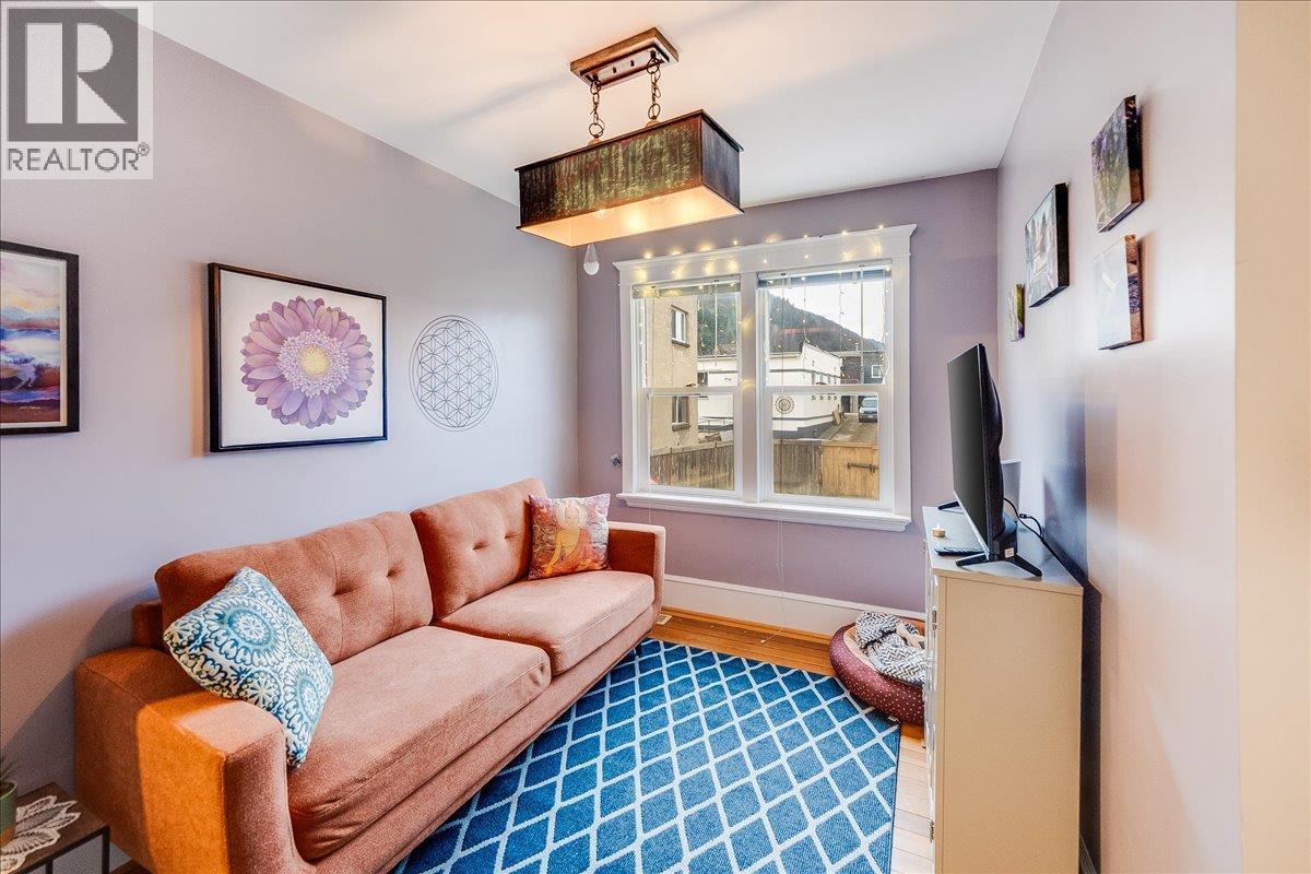 214 11th Avenue, Castlegar