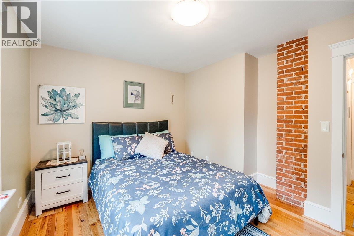 214 11th Avenue, Castlegar