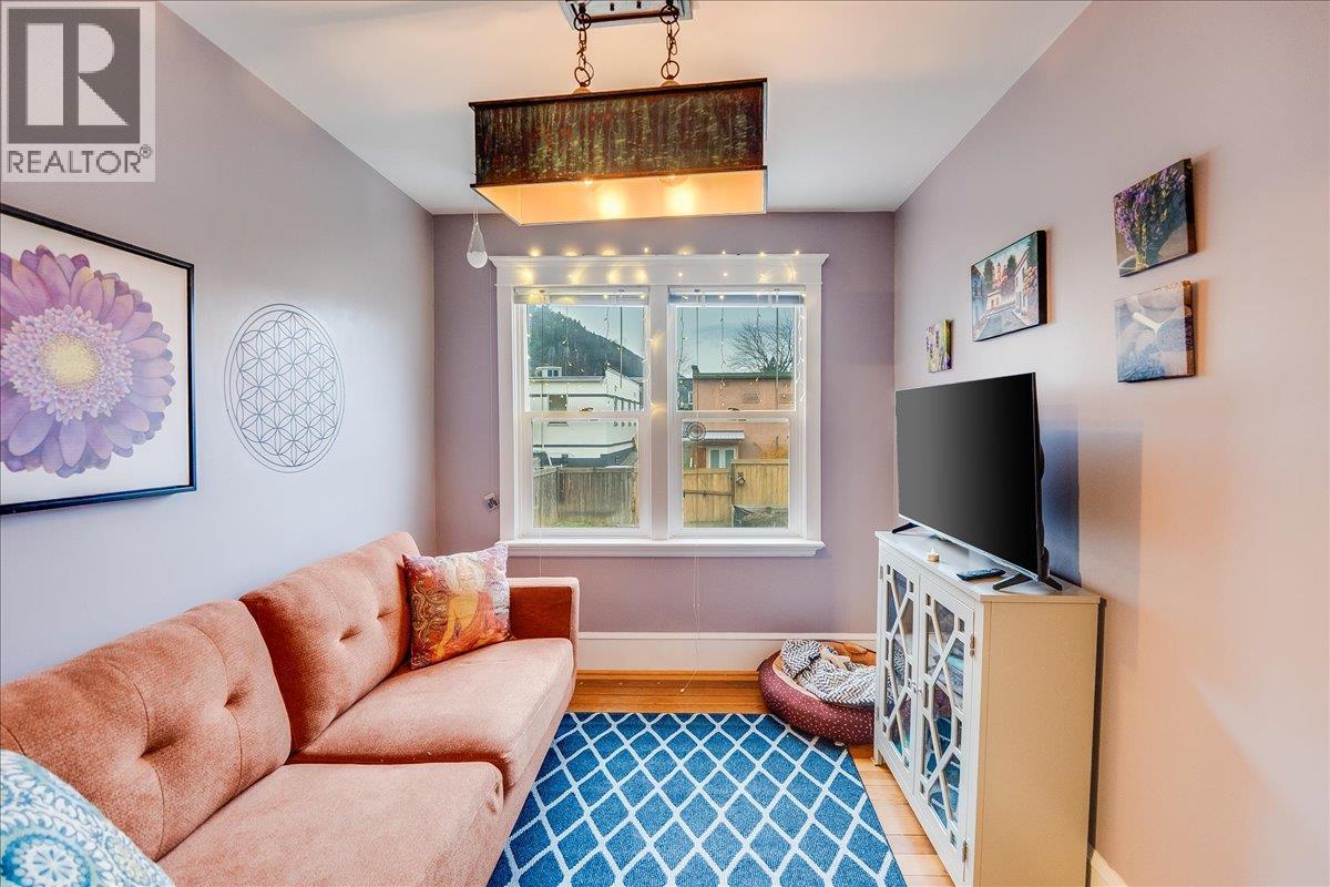 214 11th Avenue, Castlegar