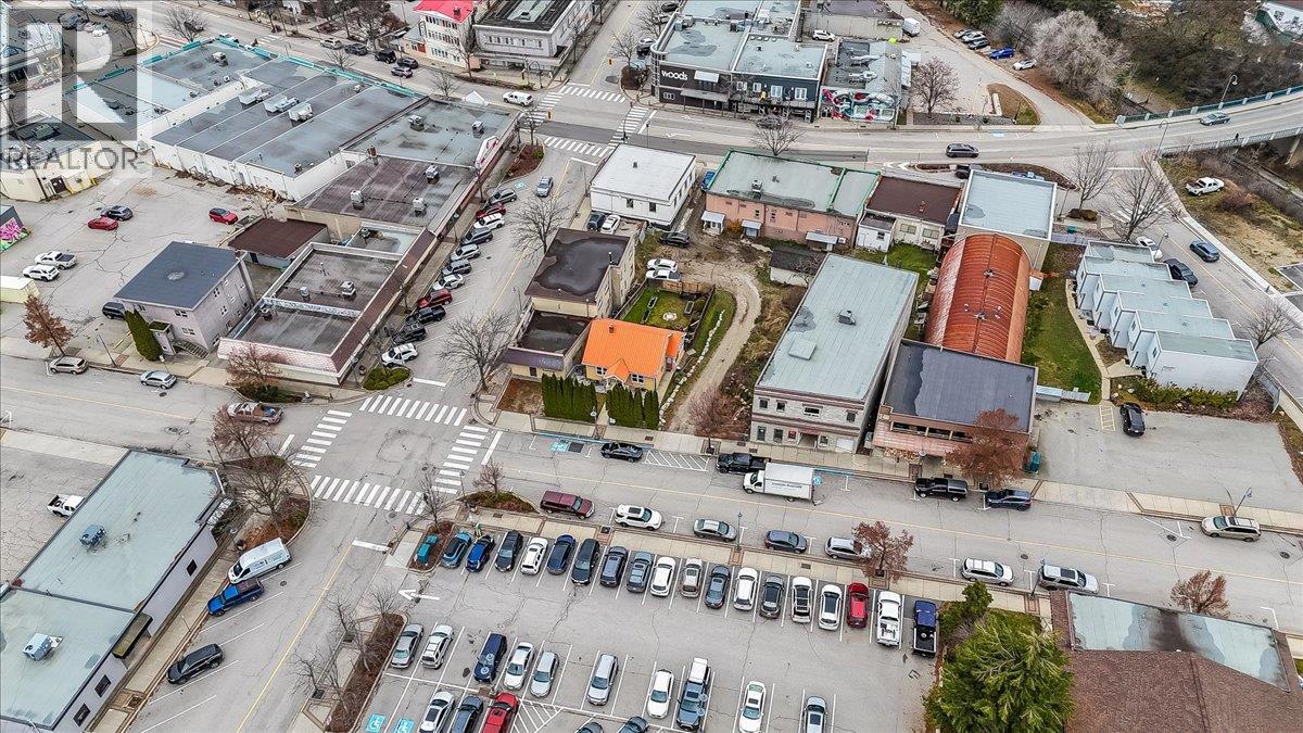 214 11th Avenue, Castlegar