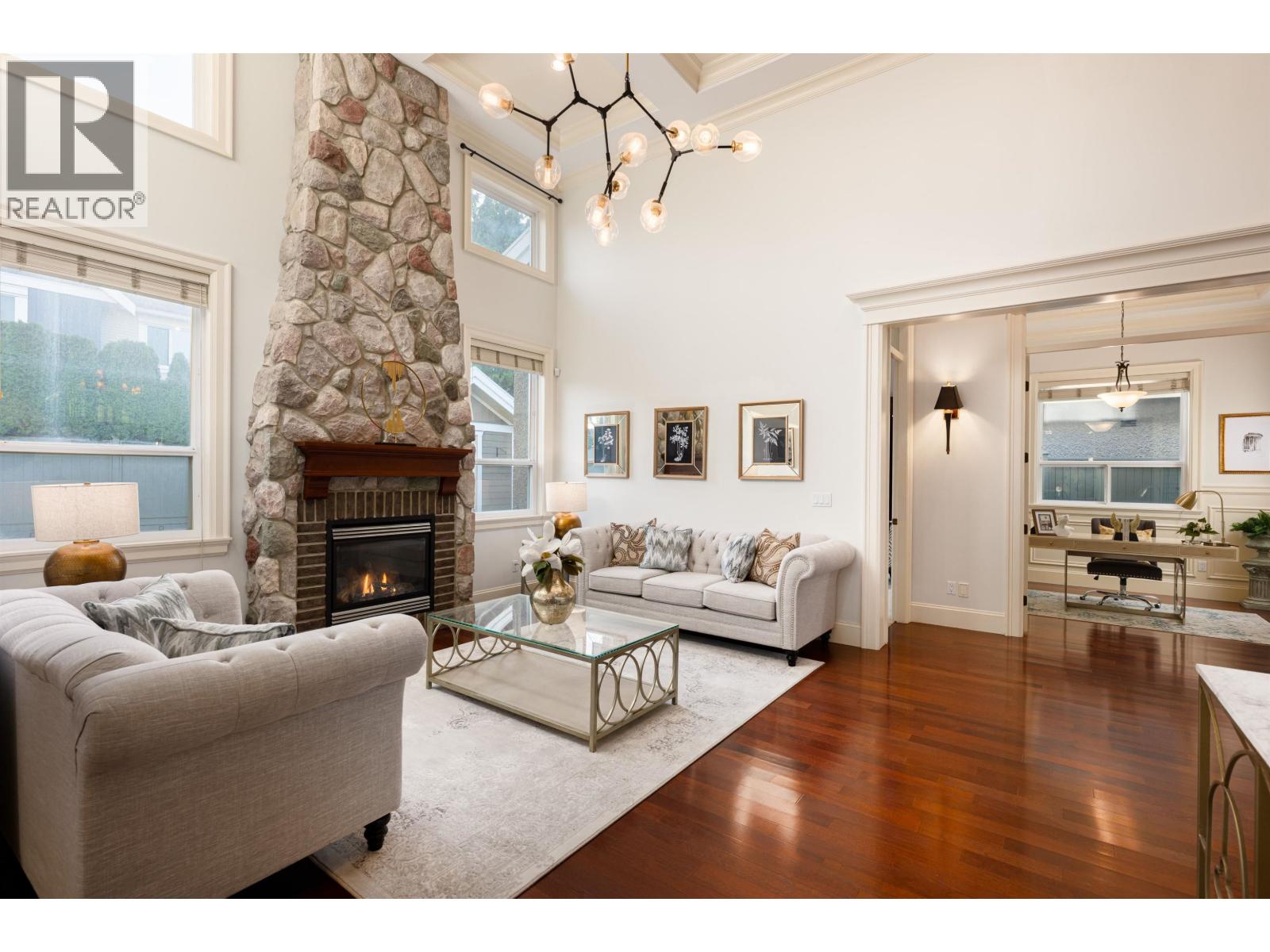 8120 PIGOTT Road, Richmond