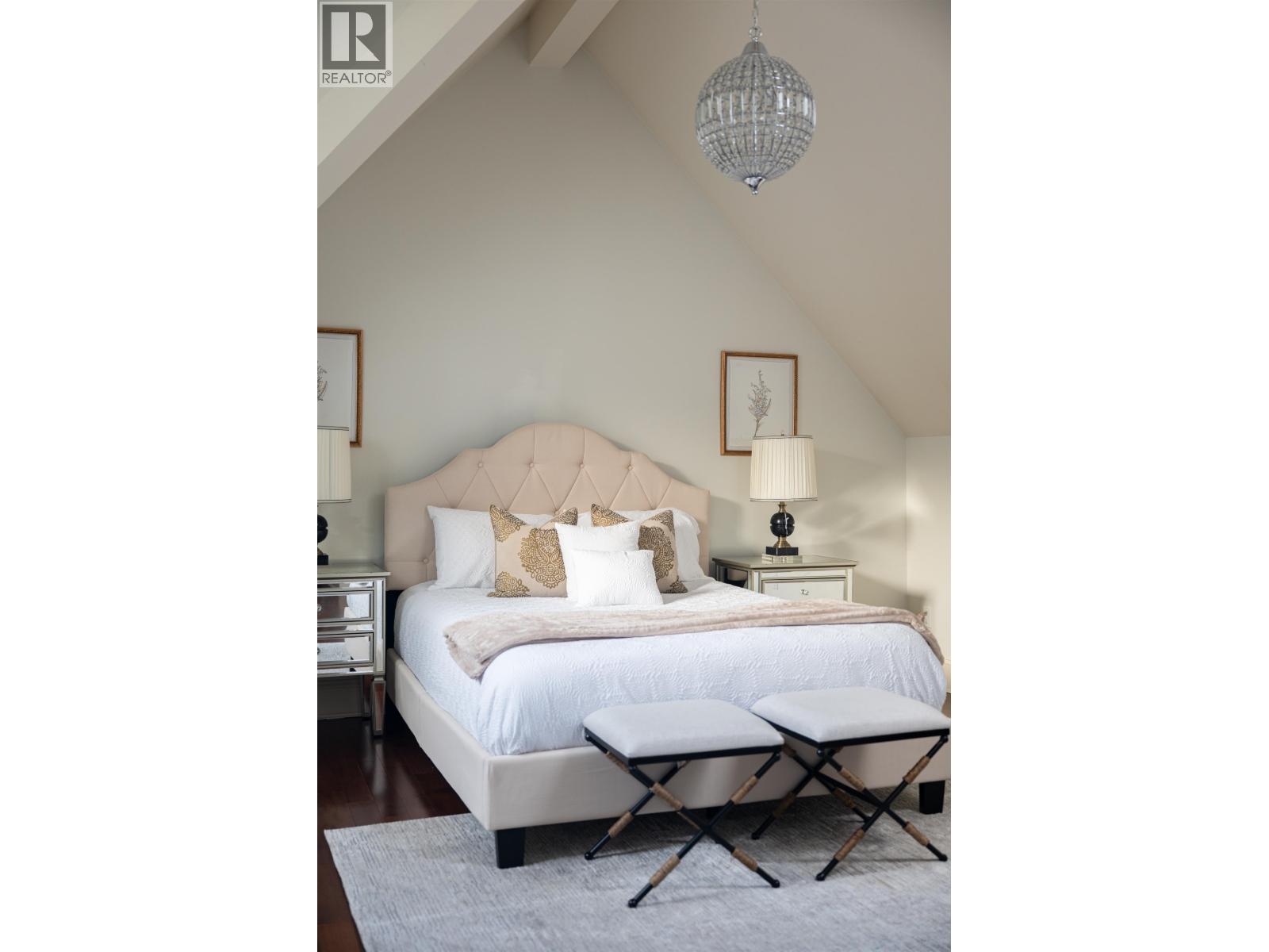 8120 PIGOTT Road, Richmond