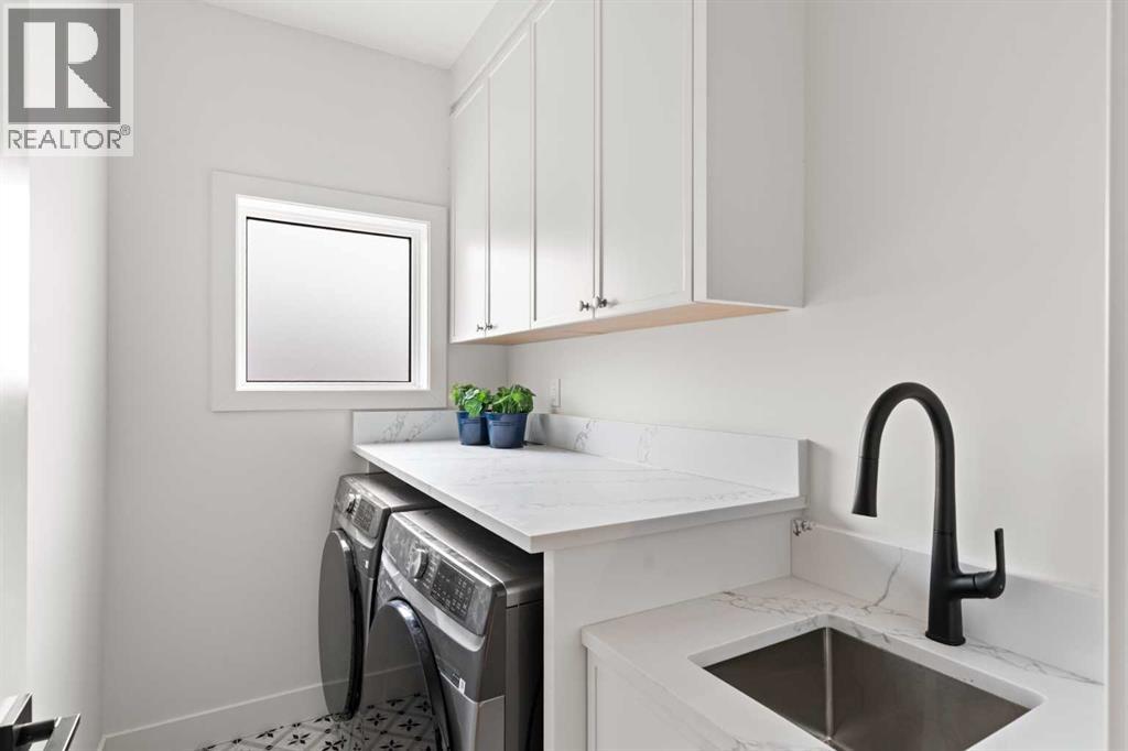 Single Family House for Sale in  A Street SW Richmond Calgary 