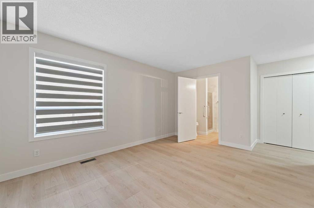 Single Family House Bungalow for Sale in  Sandarac Circle NW Sandstone Valley Calgary 