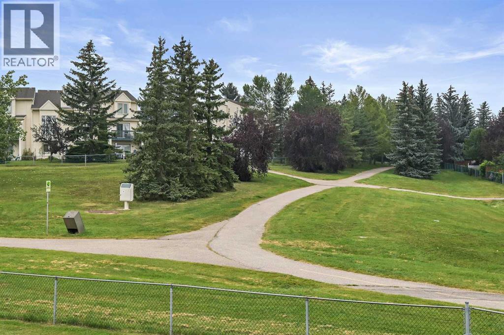 Single Family House Bungalow for Sale in  Sandarac Circle NW Sandstone Valley Calgary 