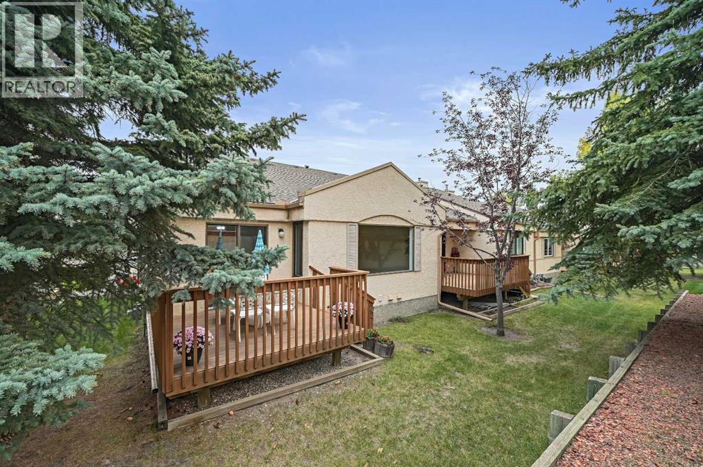 Single Family House Bungalow for Sale in  Sandarac Circle NW Sandstone Valley Calgary 