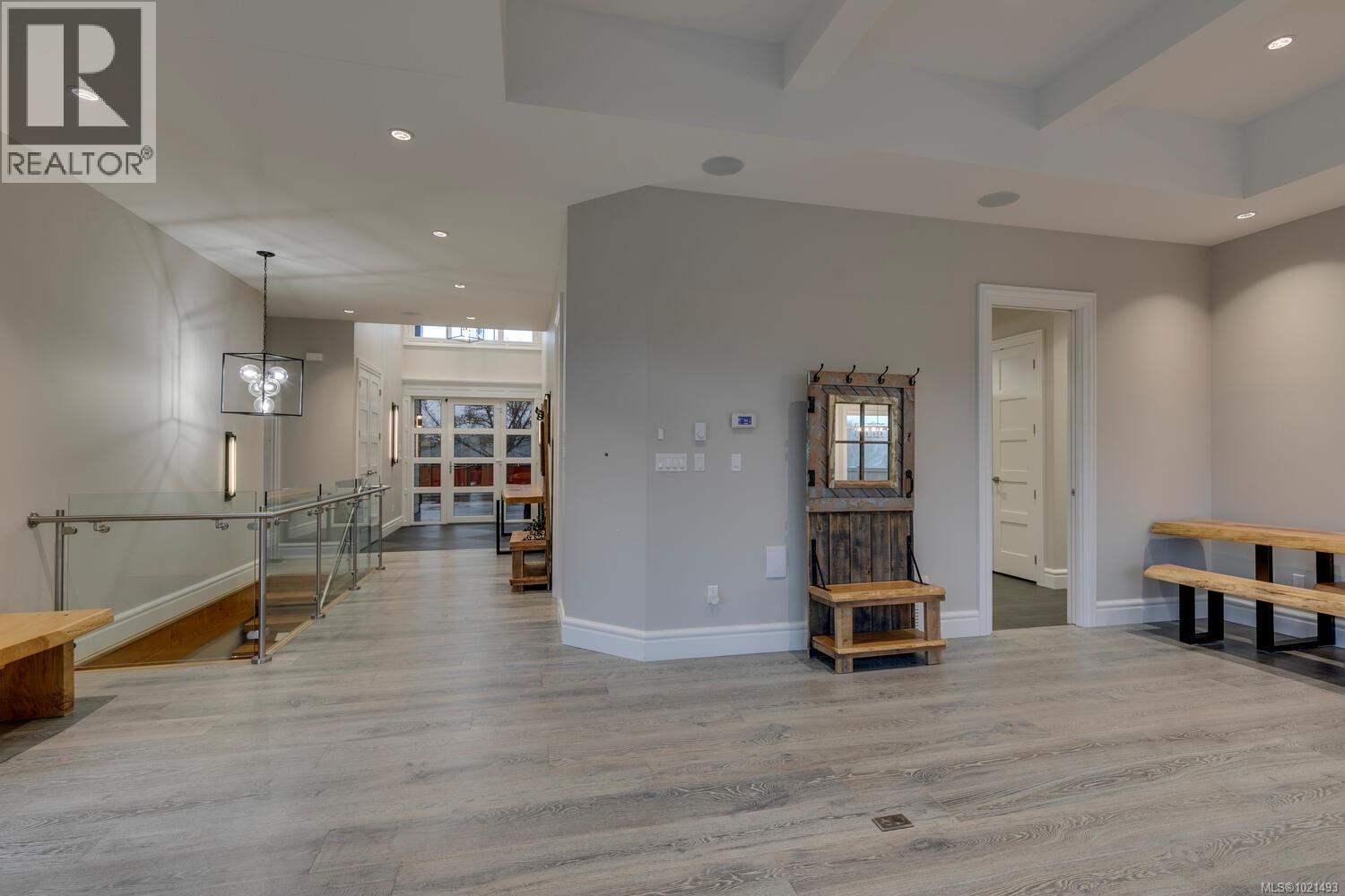 776 Hirst Ave, Parksville