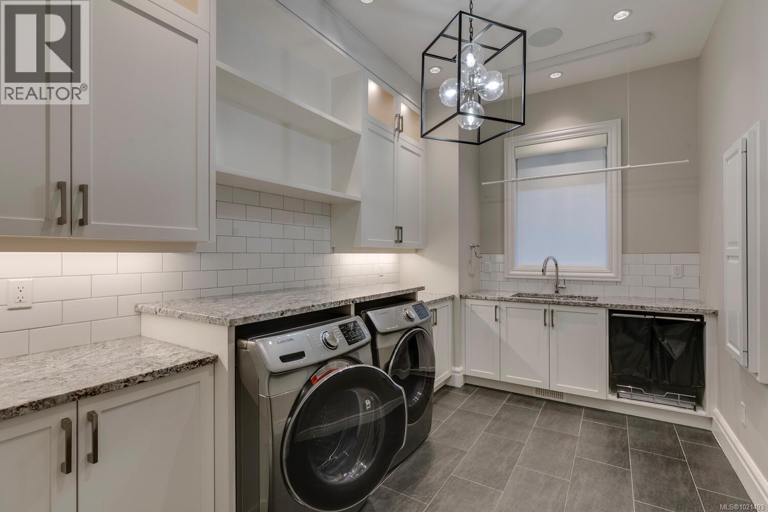 776 Hirst Ave - 21