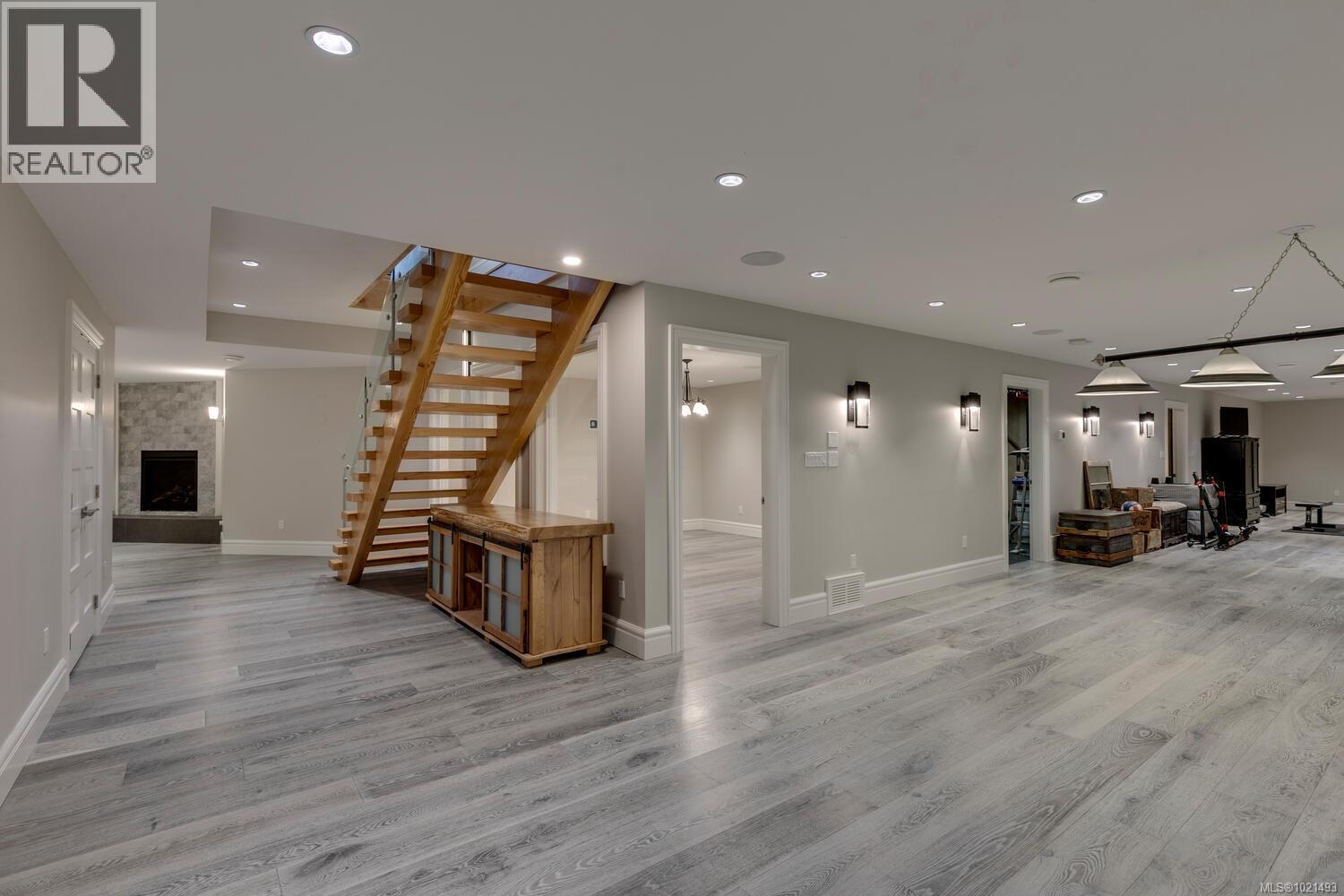 776 Hirst Ave - 28