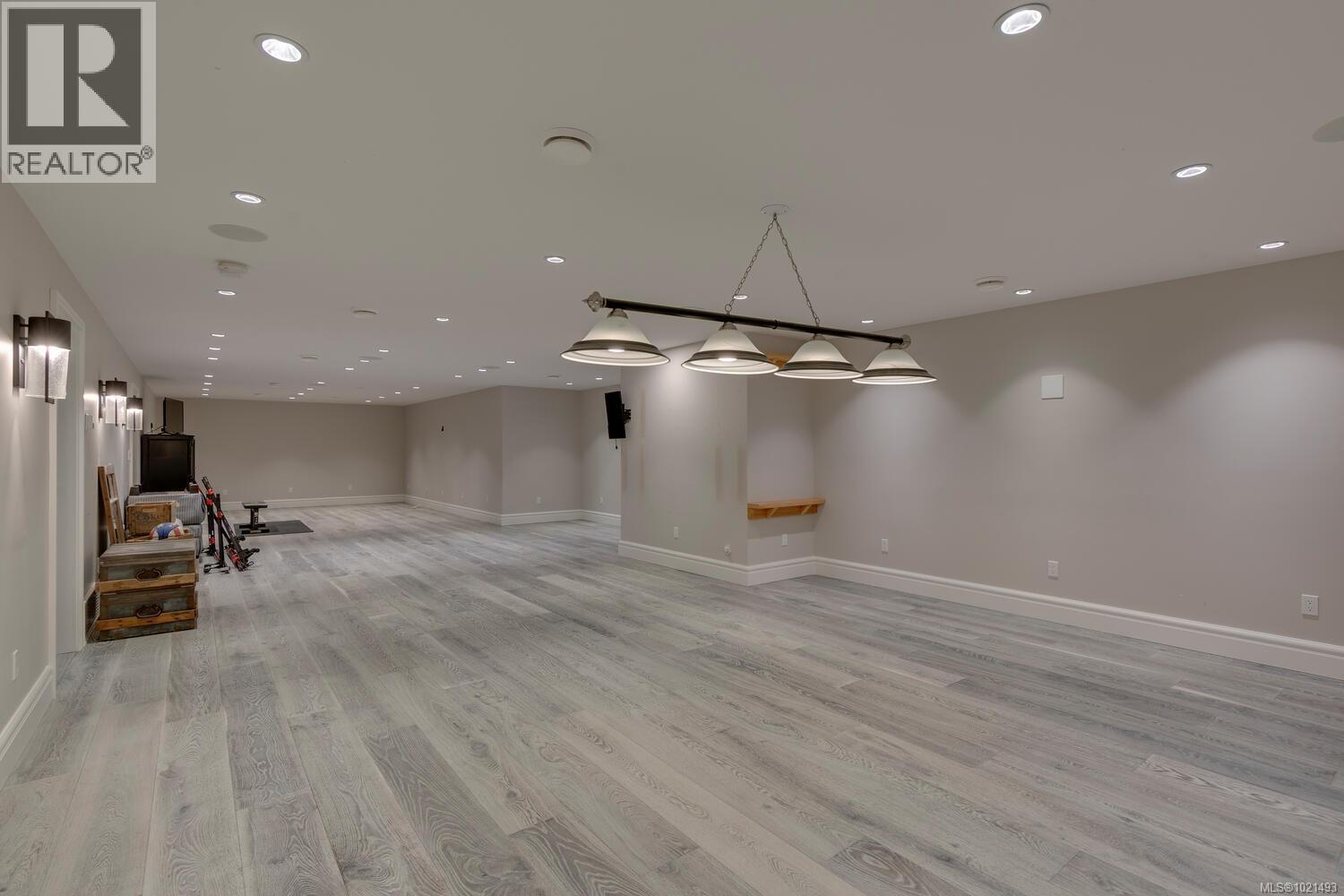 776 Hirst Ave, Parksville