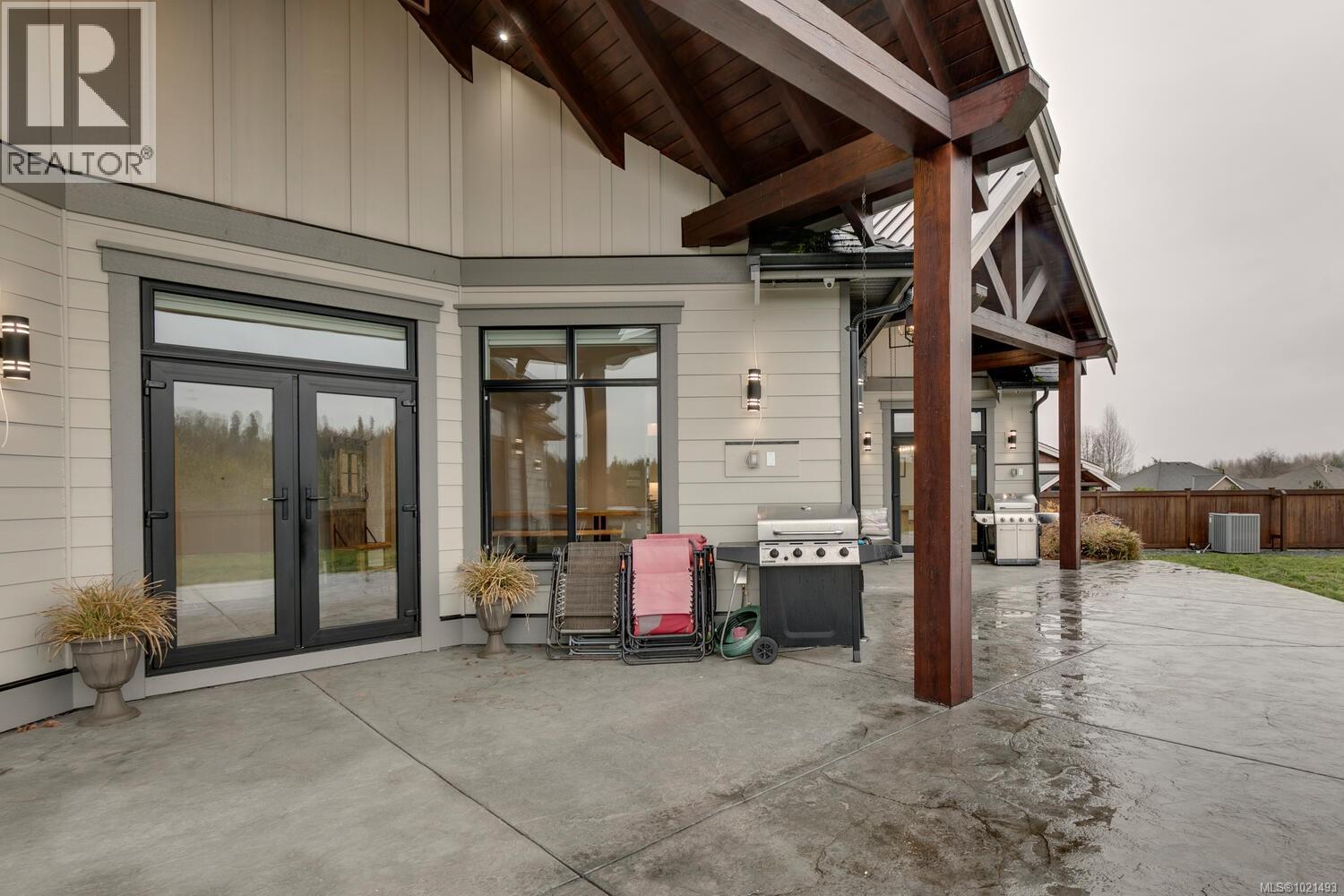 776 Hirst Ave, Parksville