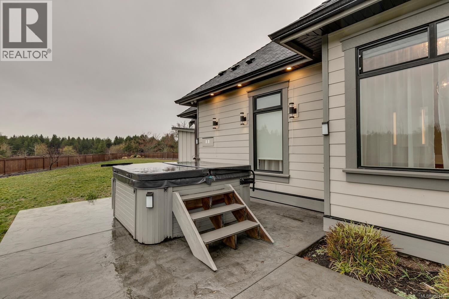 776 Hirst Ave, Parksville