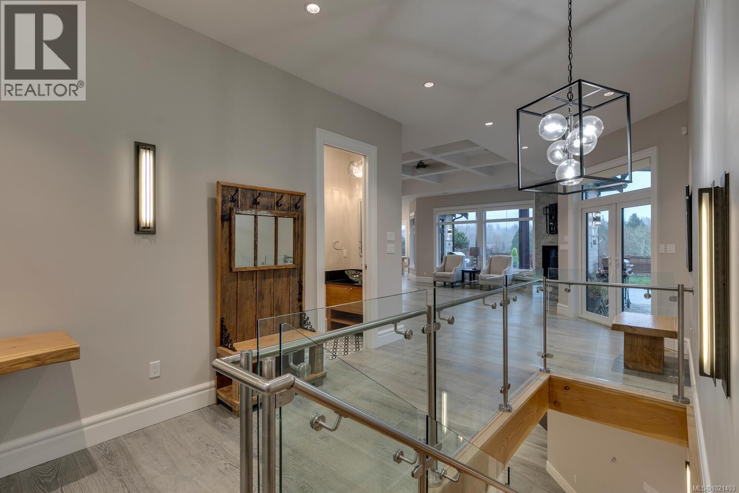 776 Hirst Ave, Parksville