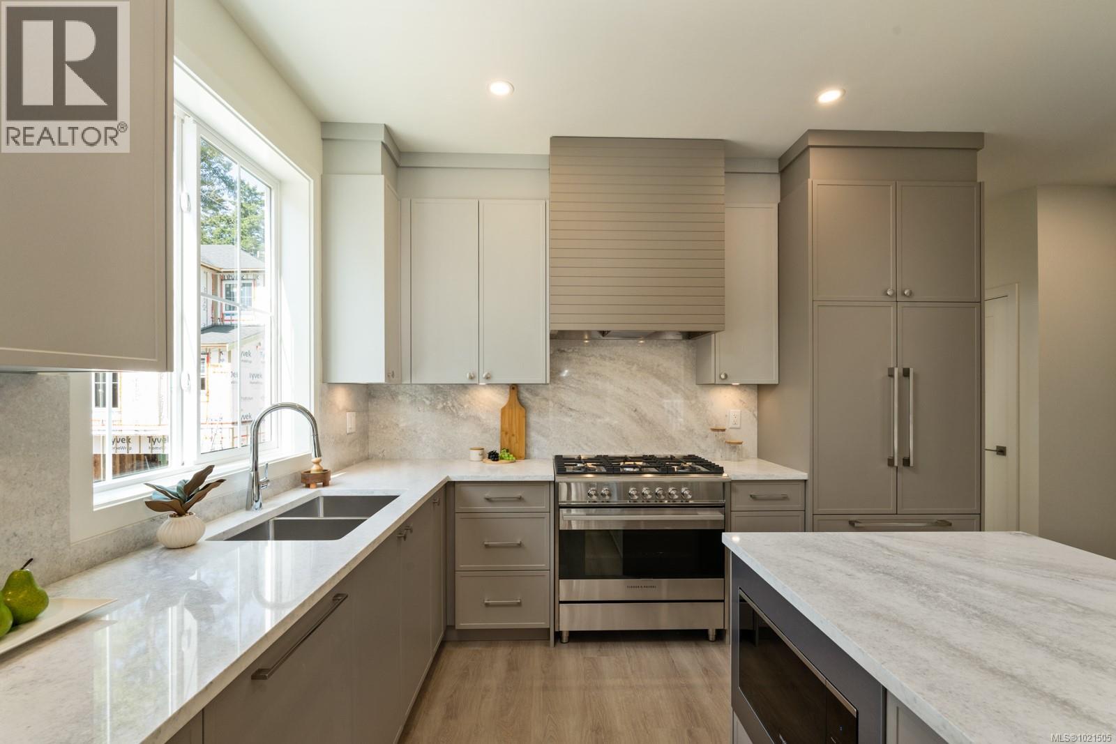 206 2770 Vantilburg Cres, Langford