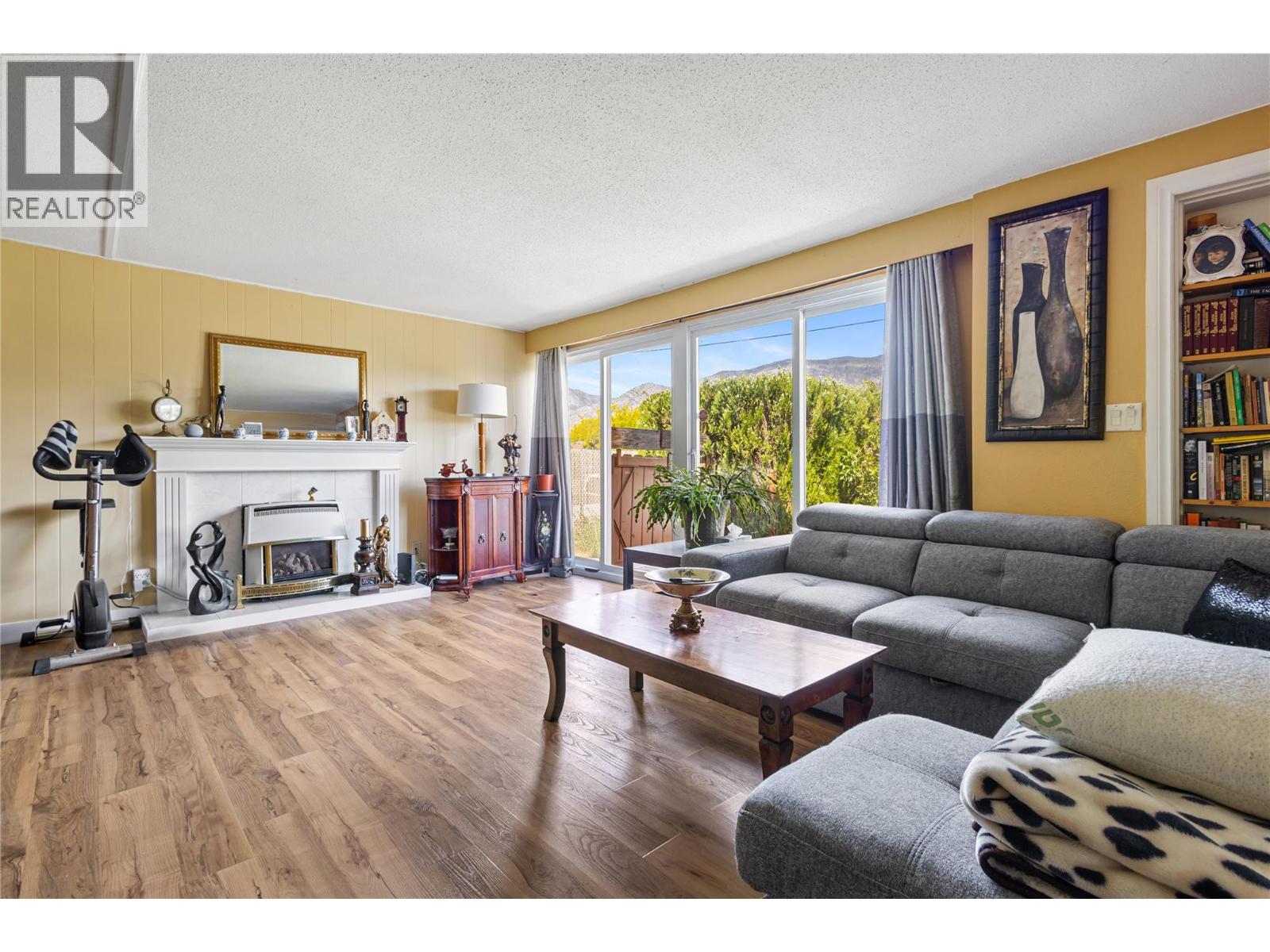 8 Rose Place, Osoyoos