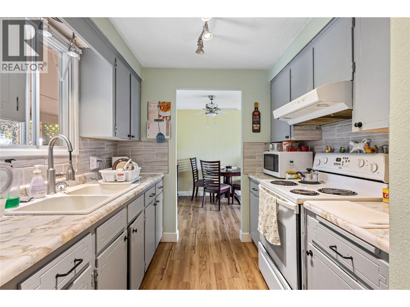 8 Rose Place, Osoyoos