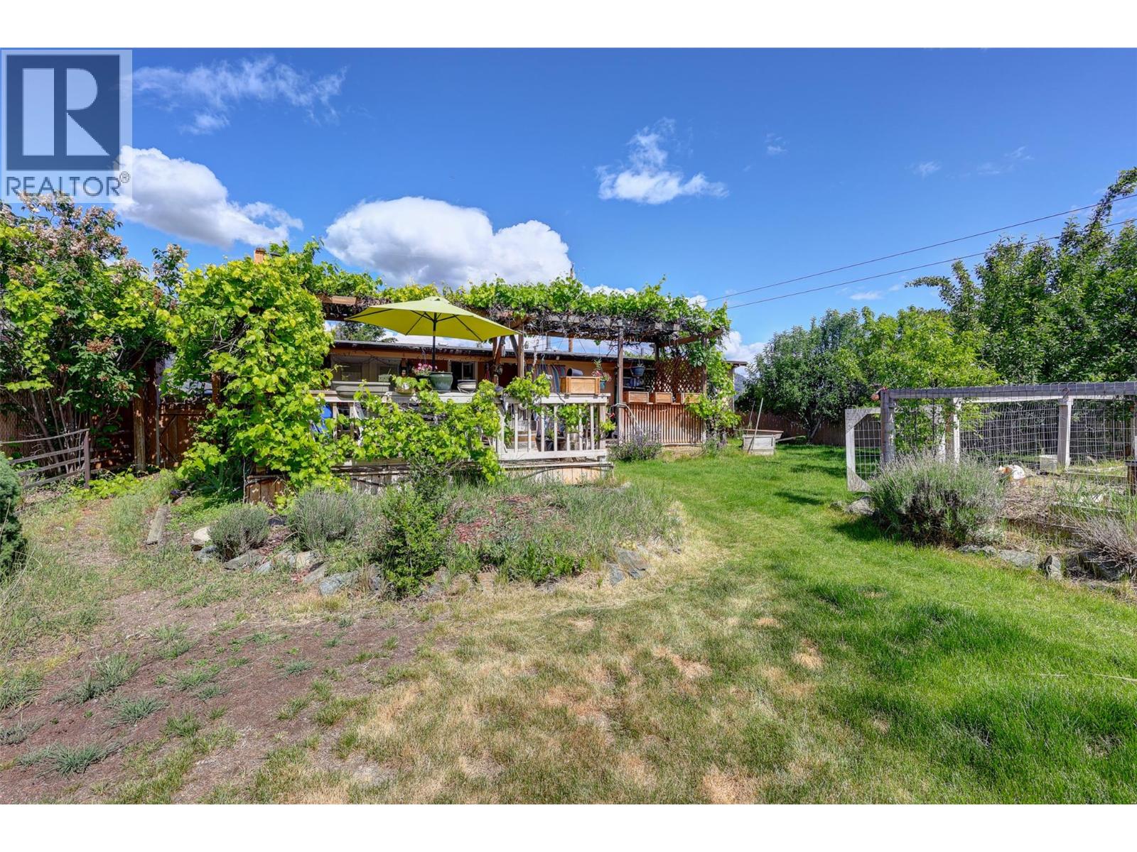 8 Rose Place, Osoyoos