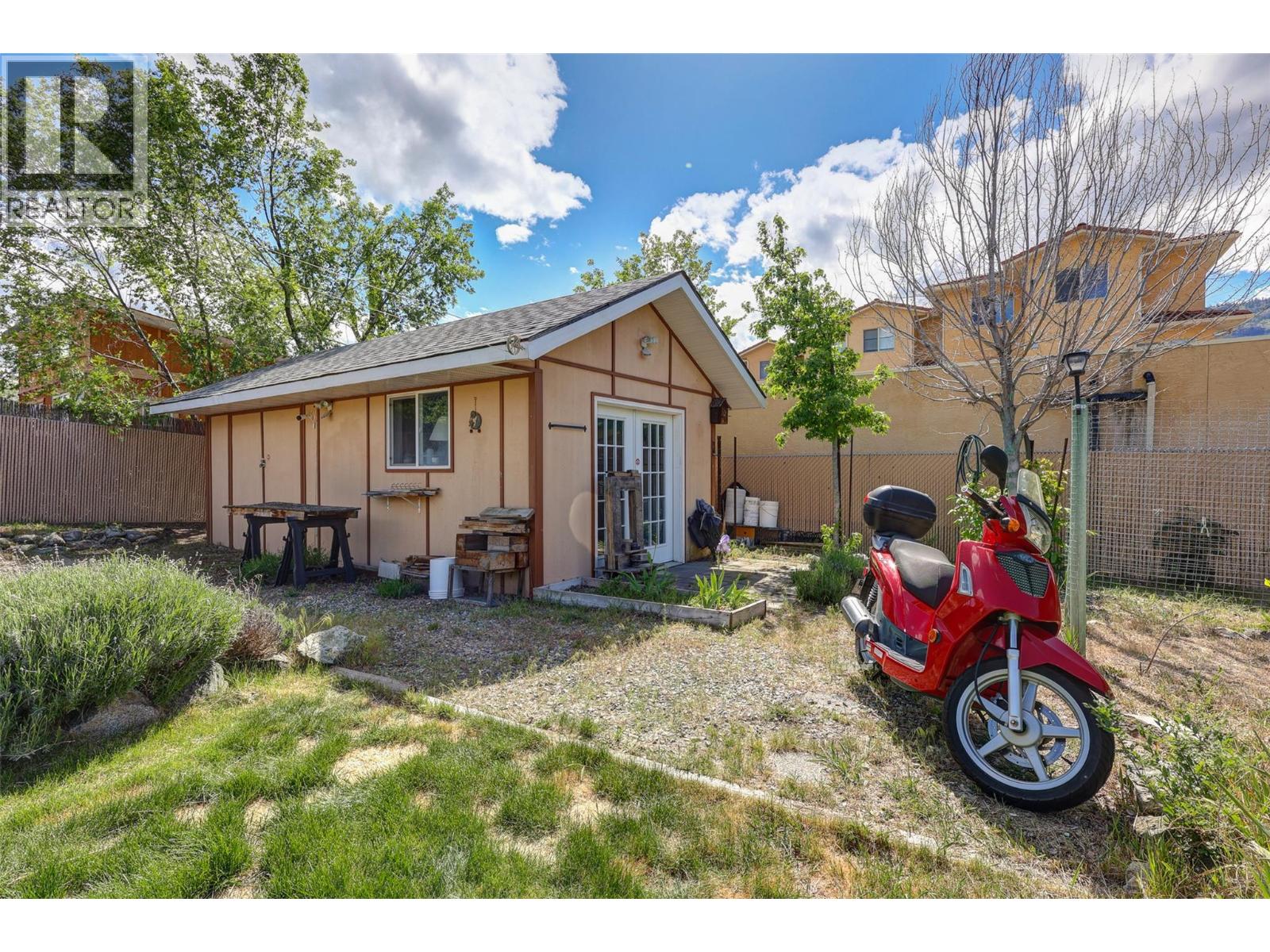 8 Rose Place, Osoyoos