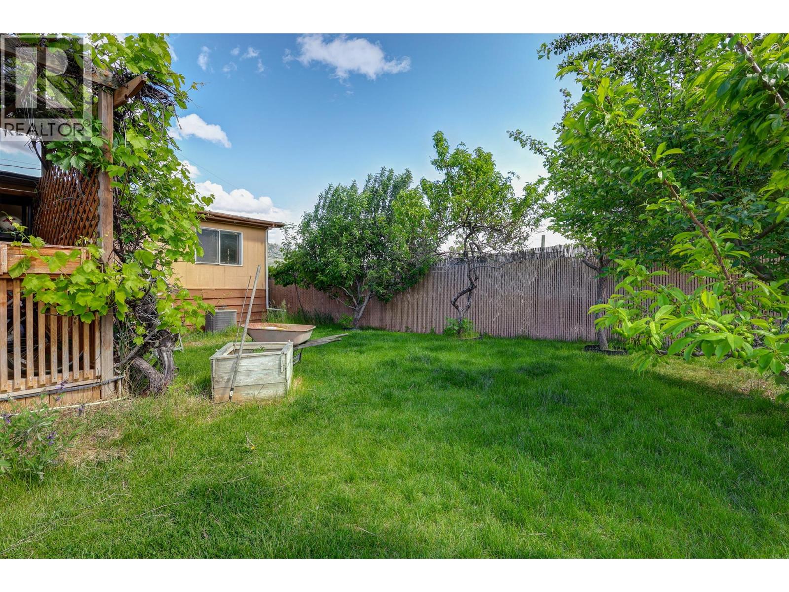 8 Rose Place, Osoyoos