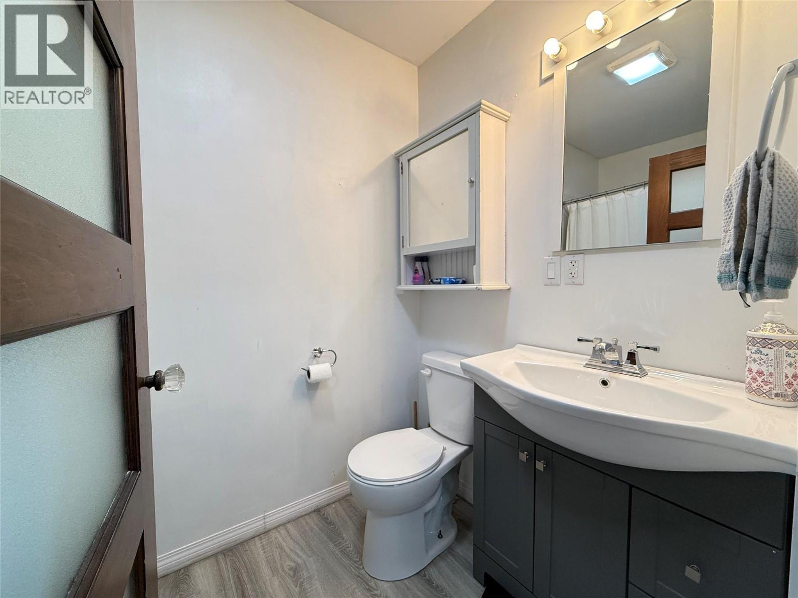 580 Cameron Avenue, Grand Forks