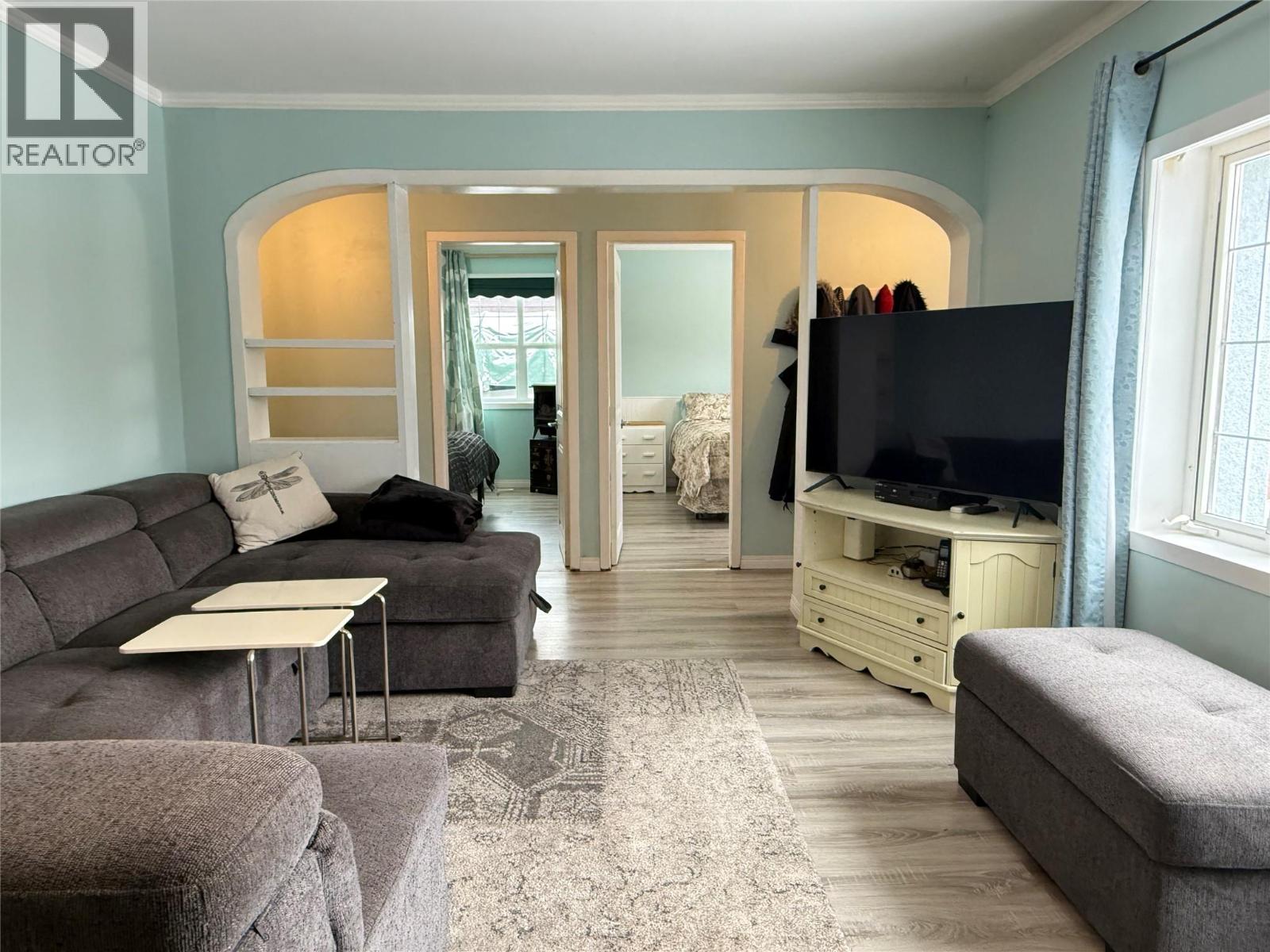 580 Cameron Avenue, Grand Forks