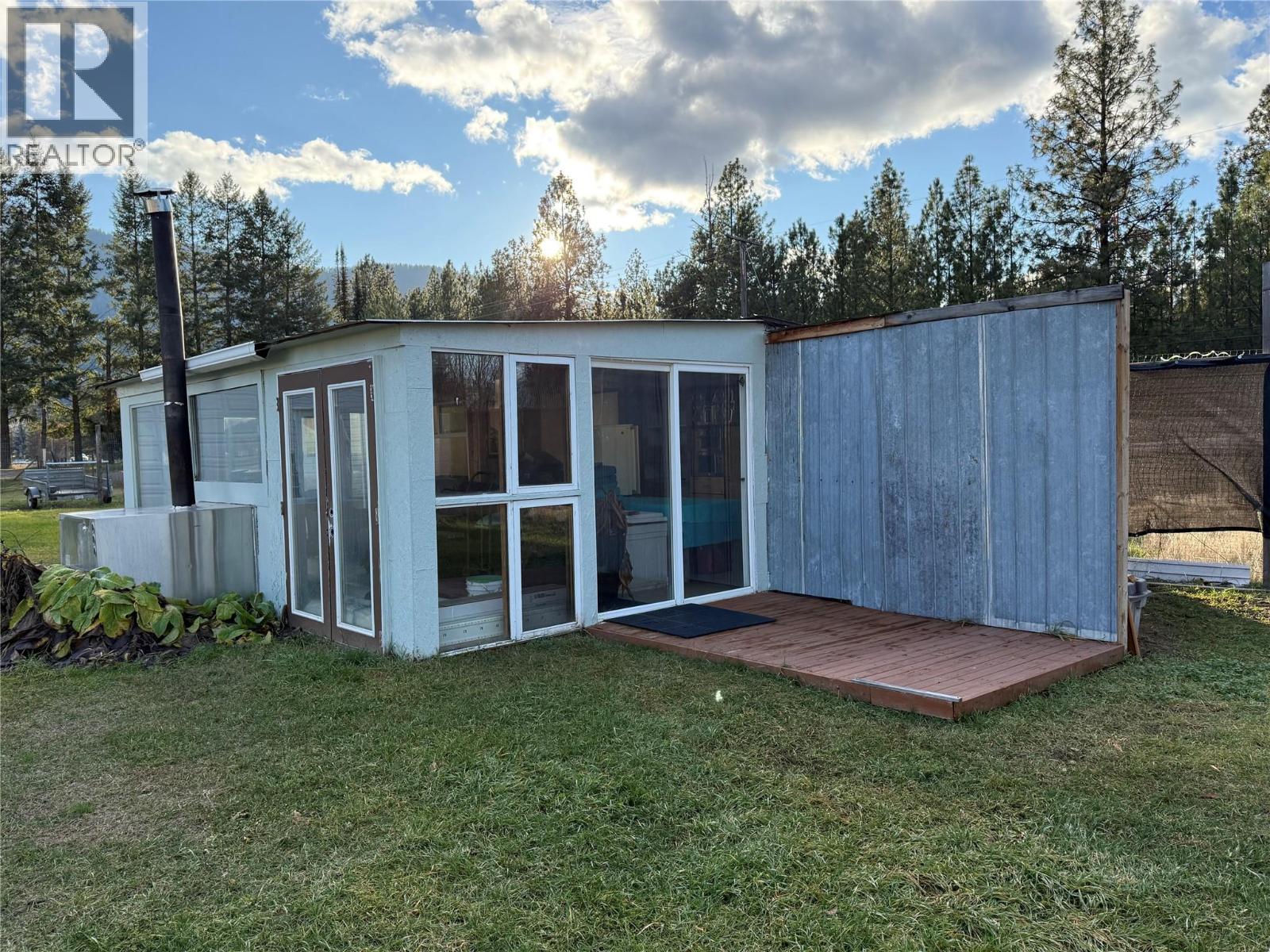 580 Cameron Avenue, Grand Forks