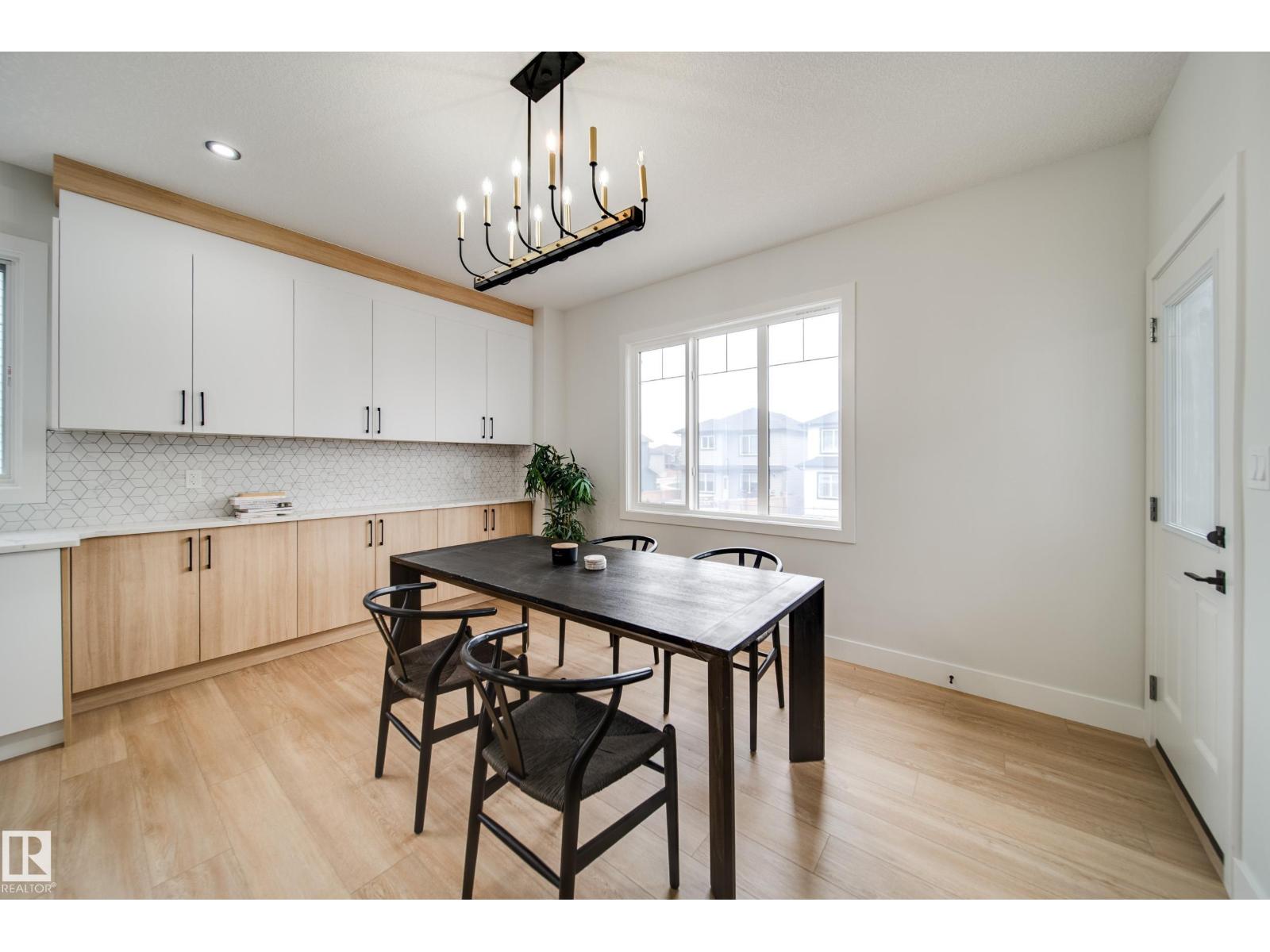 5 PIERWYCK LO, Spruce Grove